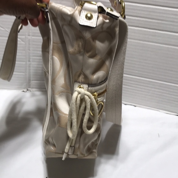 Coach satchel with double straps and gold tone hardware. Like new! - Picture 4 of 9